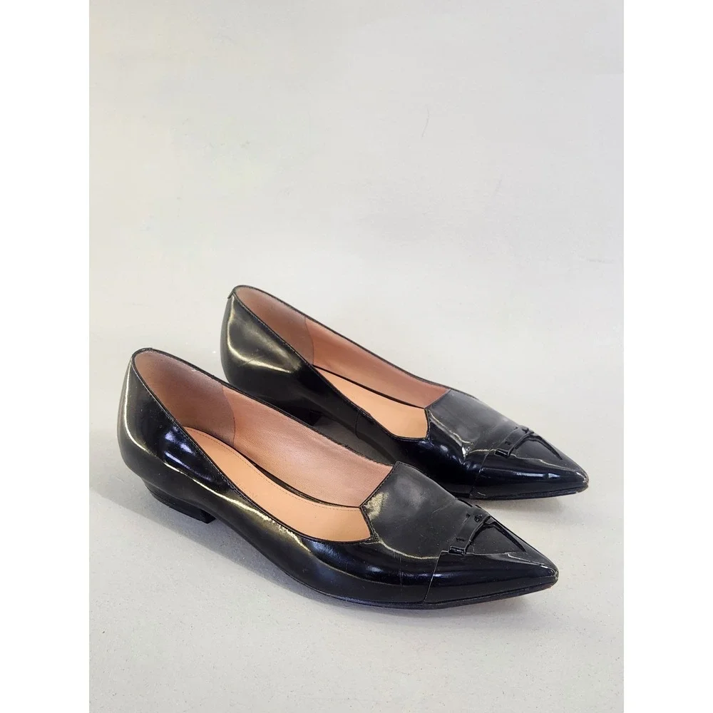 Sigerson Morrison Pointy Toe Flats Women 8 Black Patent Leather Quiet Luxury